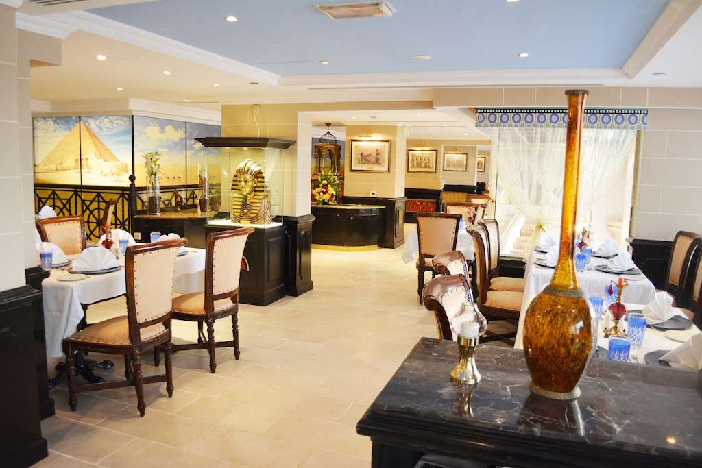 Pharao Cafe and Restaurant in Dubai 7
